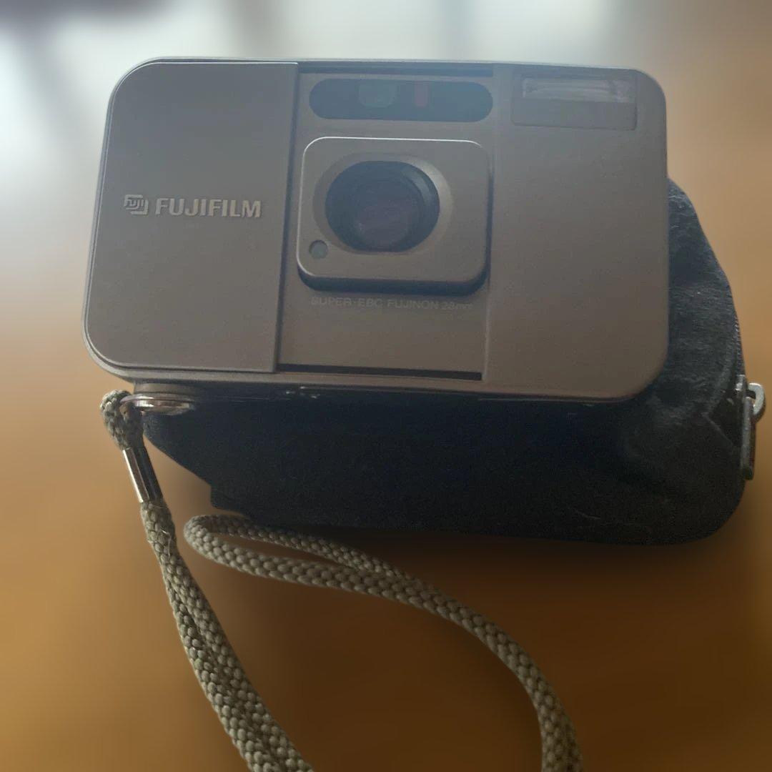 FUJIFILM TIARA シルバー フィルムカメラ