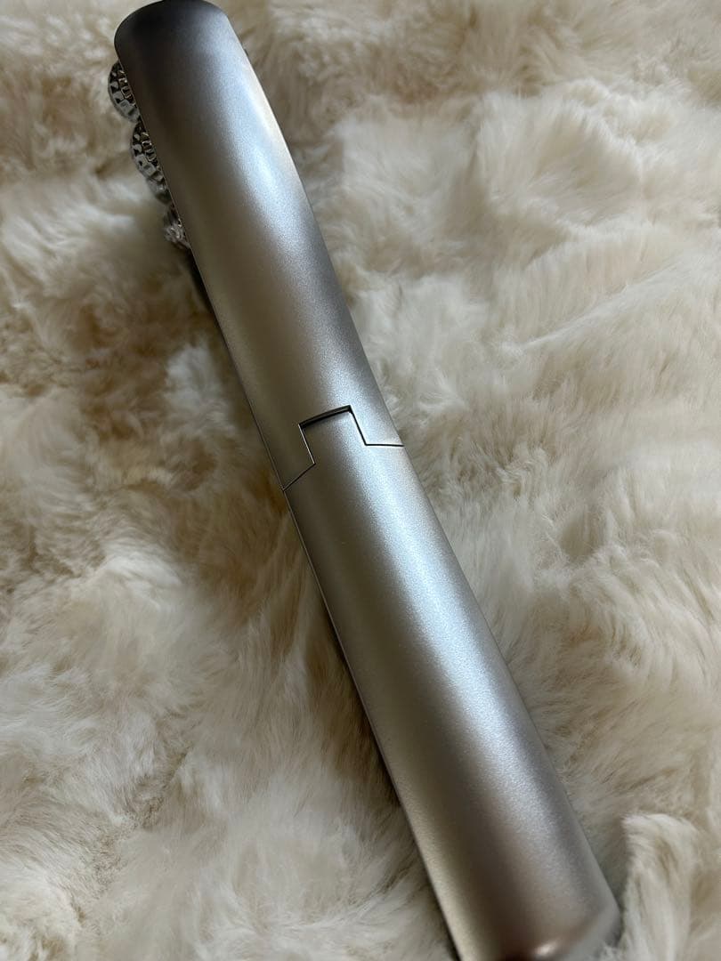 NIPLUX BEROLA ニップラックス　べローラ　美顔ローラー