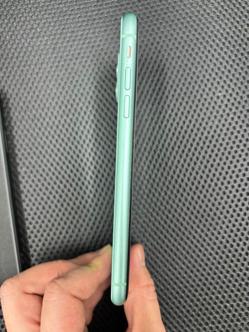 Apple iPhone 11 ミントグリーン 本体