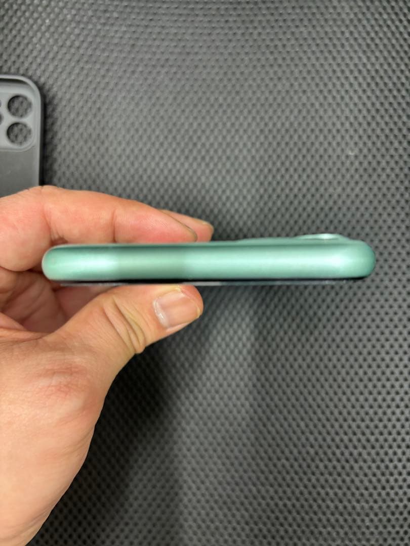 Apple iPhone 11 ミントグリーン 本体