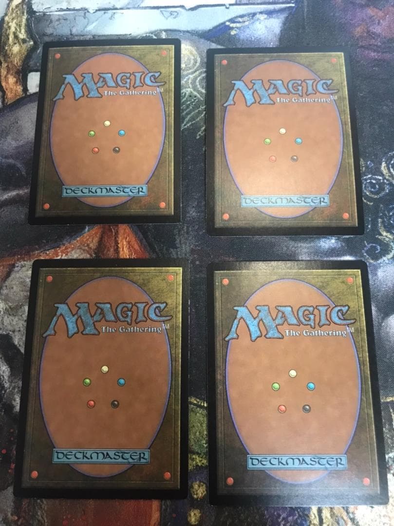 MTG　《ルーンの母》　ULG版　Foil　英語　4枚セット