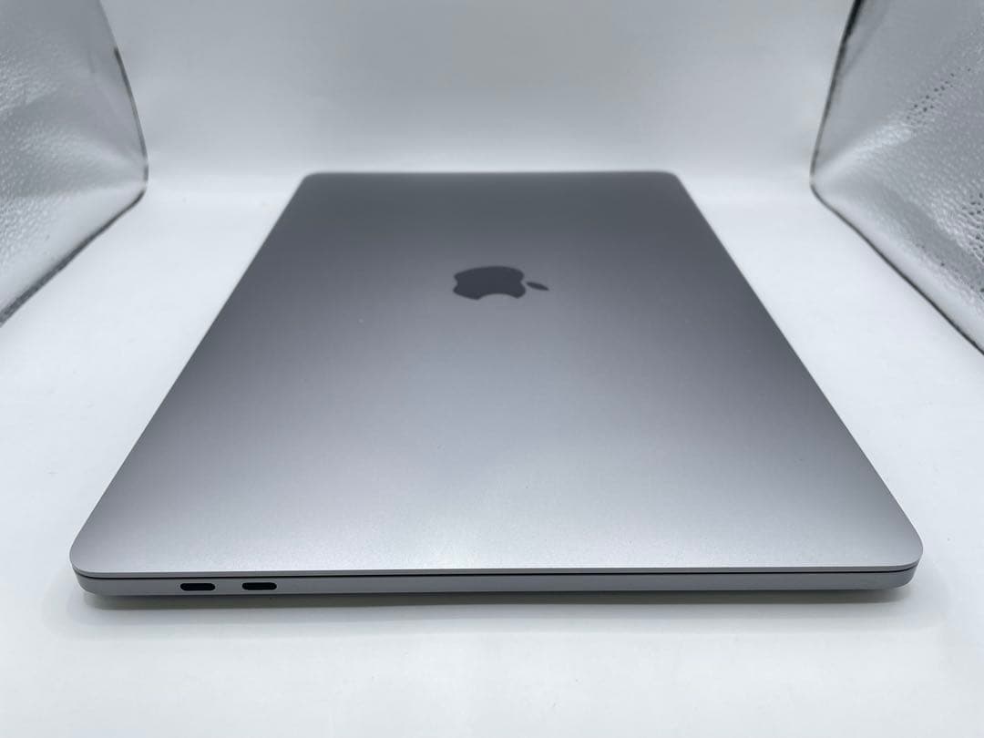 MacBook Pro 13インチ（M1, 2020) 16GB/2TB