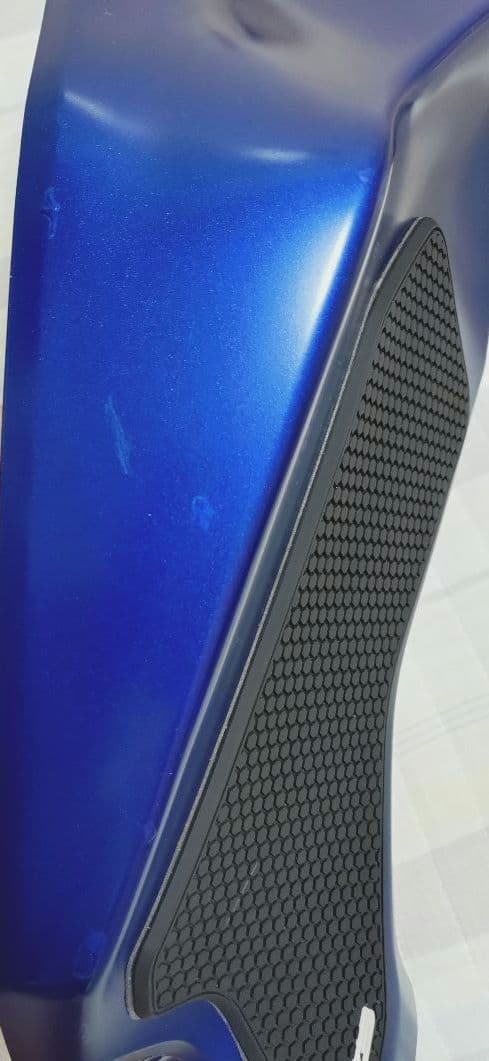 そ*ら様 ホンダ CB250R タンクカウルカバー 青 左右セット - メルカリ