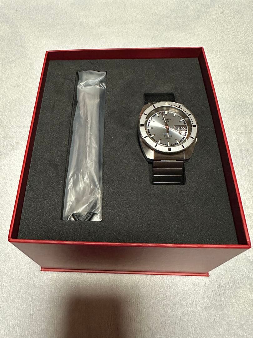 希少復刻モデル SEIKO 5スポーツ SBSA269 国内限定999本 極美品 - メルカリ