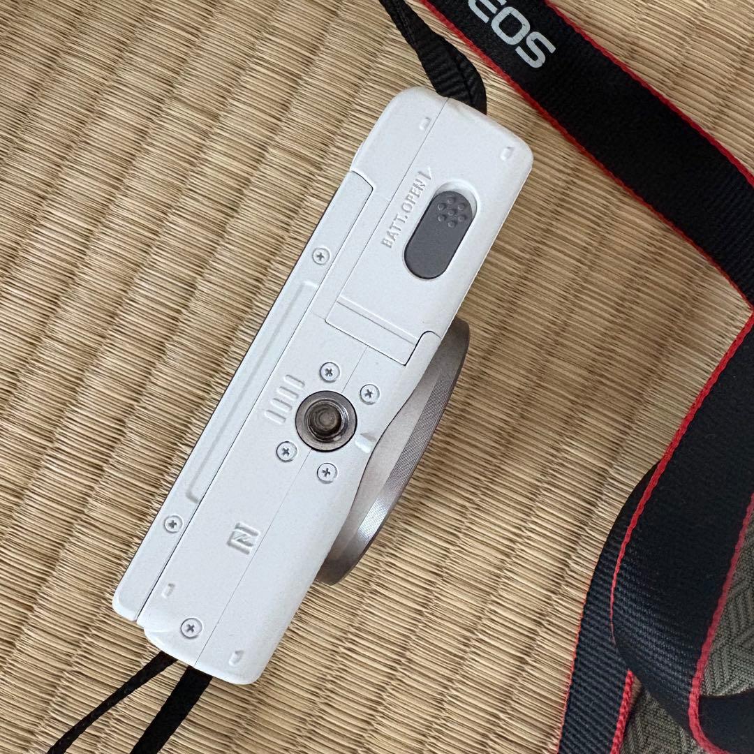 Canon EOS ホワイト ミラーレスカメラ