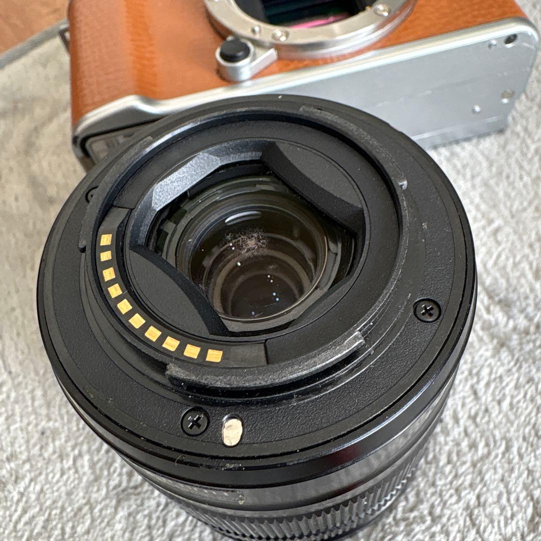 Fujifilm X-A2【レンズ付き】【バッテリー付き】