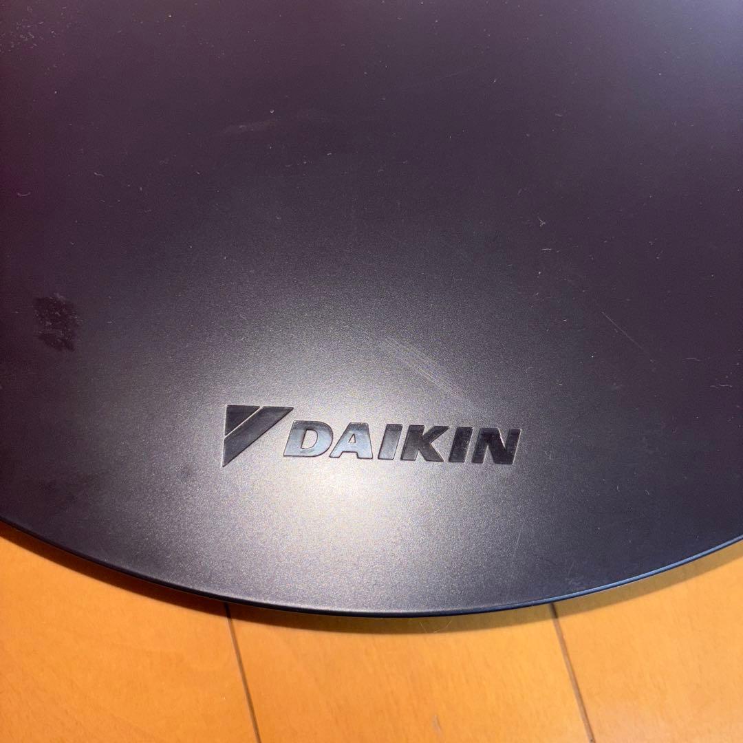 【さく】ダイキン 遠赤外線暖房機 セラムヒート ERFT11ZS-T