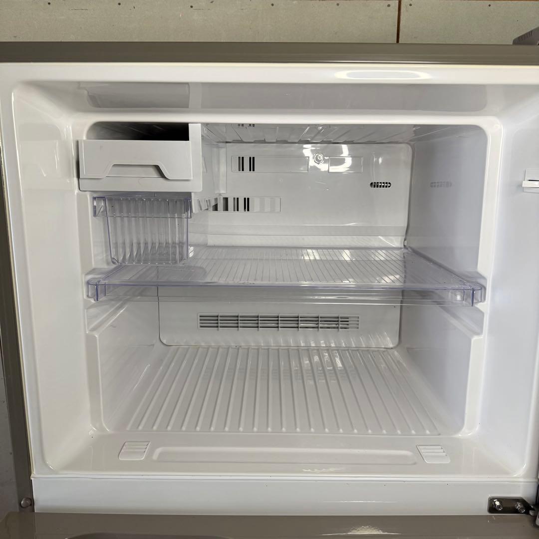 【668】YAMADA 冷蔵庫　YRZ-F28C1 275L 2015年