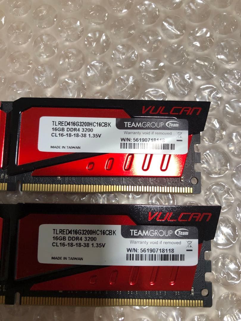 Team DDR4 3200Mhz 16GBx2枚(32GBkit)