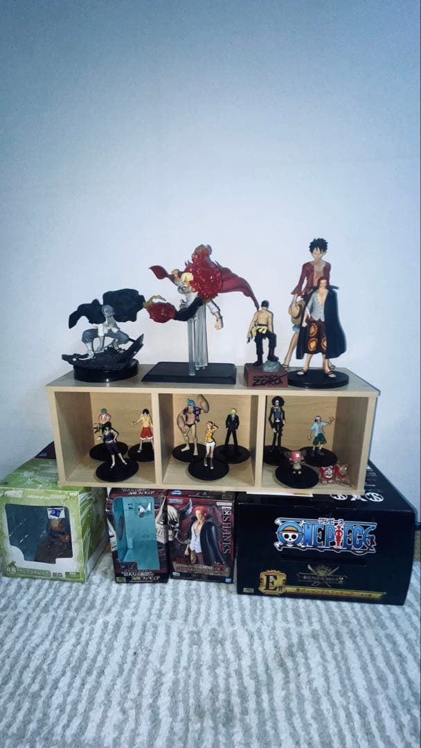 シャンクス REDシリーズ フィギュア 箱付き ONE PIECE FILM RED DXF THE GRANDLINE SERIES SHANKS＆UTA シャンクス