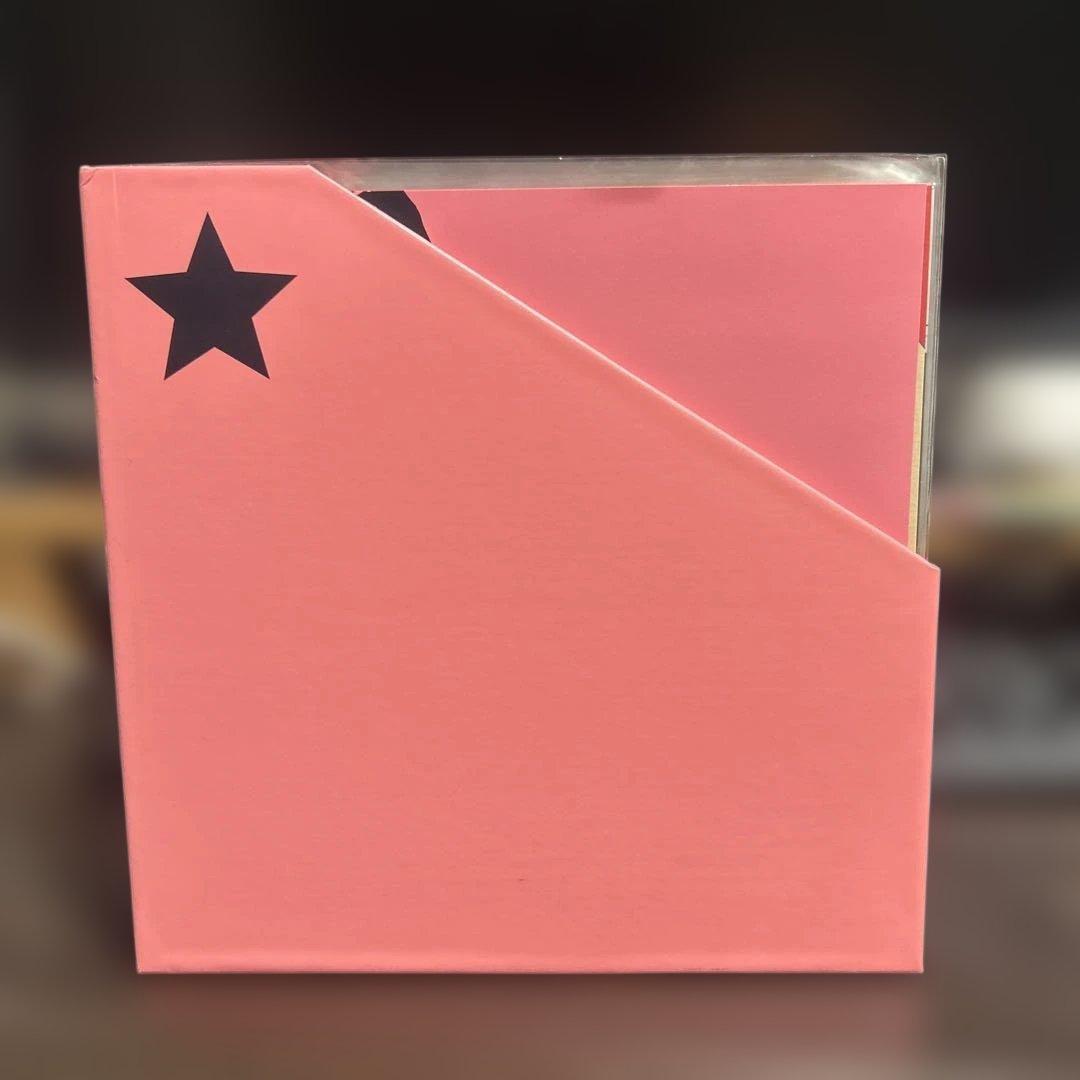 邦楽 K-ON! 7inch Vinyl \"Donuts\" BOX