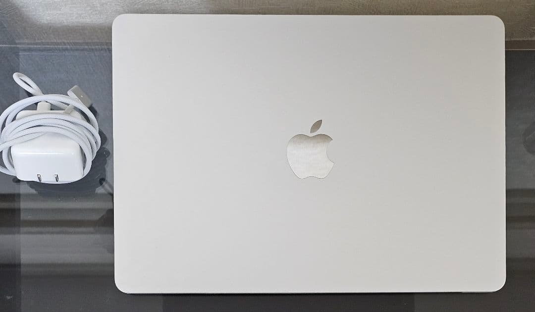 Apple MacBook Air 13インチ 2022 512GB