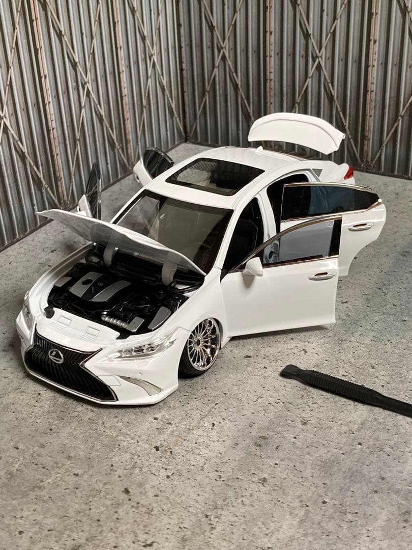 1/24 レクサス ES300h（カスタム品） - メルカリ