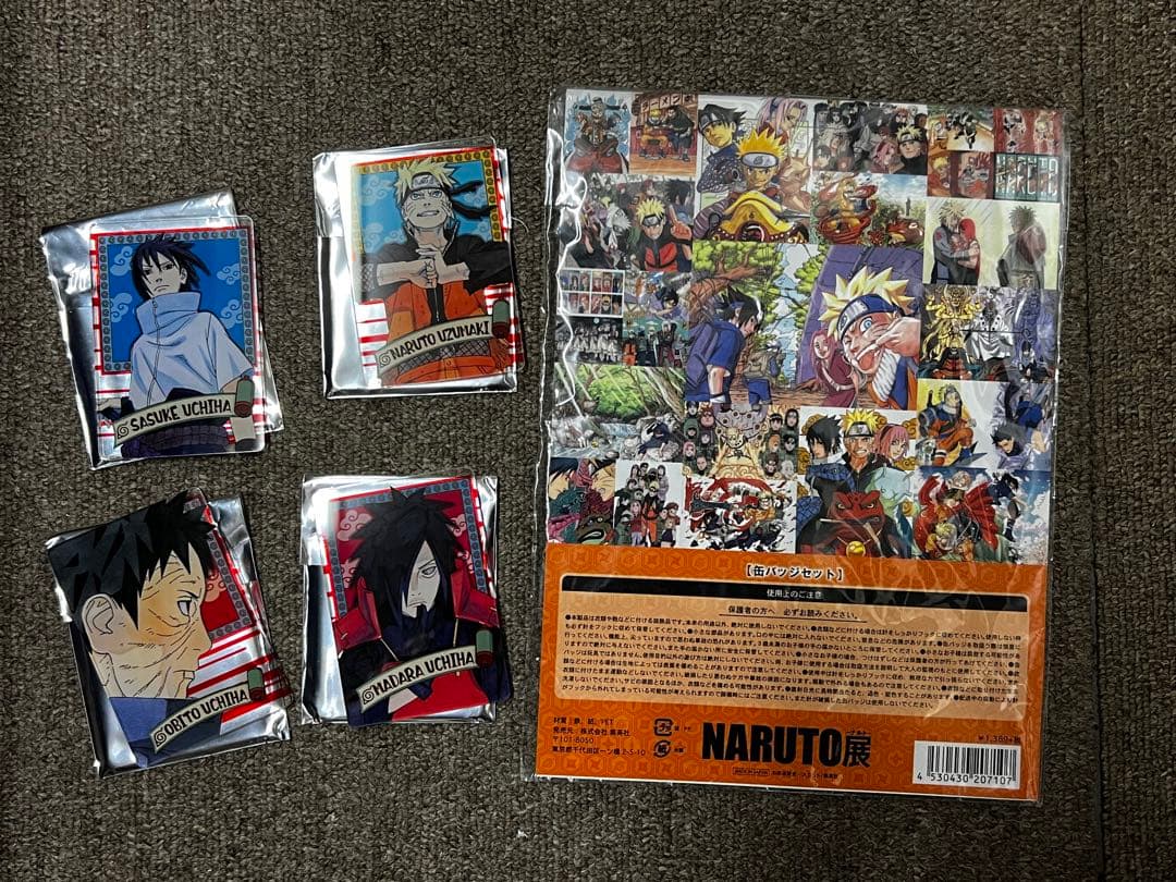 ナルト NARUTO展 ステータスカード 缶バッジセット