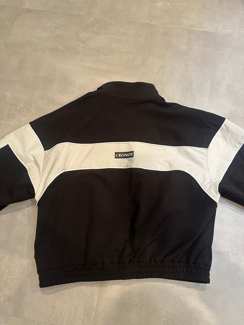 CRONOS ジップアップ クロップドジャージ 値下げしました！