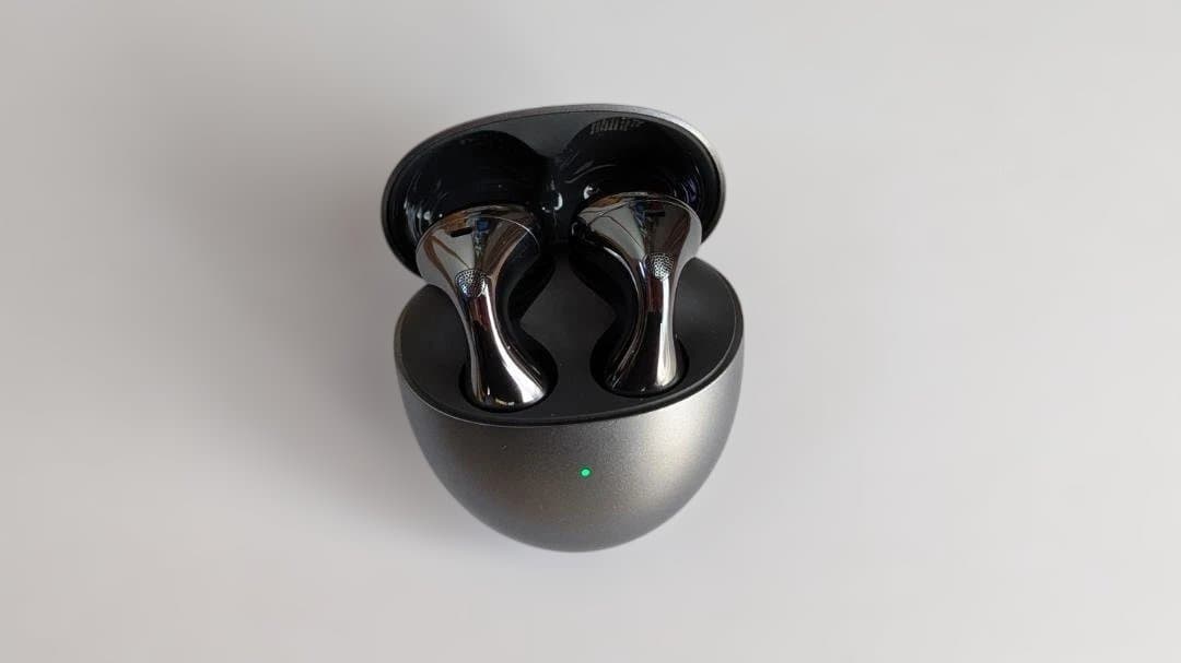 M*A様 HUAWEI FreeBuds 6 ｜極上美品・実聴10hのみ｜おまけ HUAWEI Freebuds 6 – e☆イヤホン