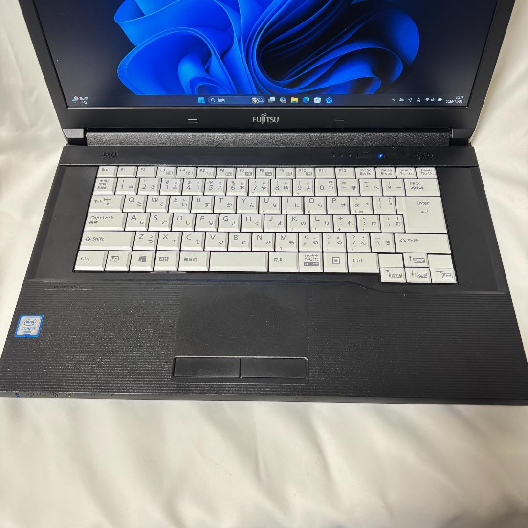 F07C【美品】15.6型FHD/i5第6世代/8GB/SSD512GB r