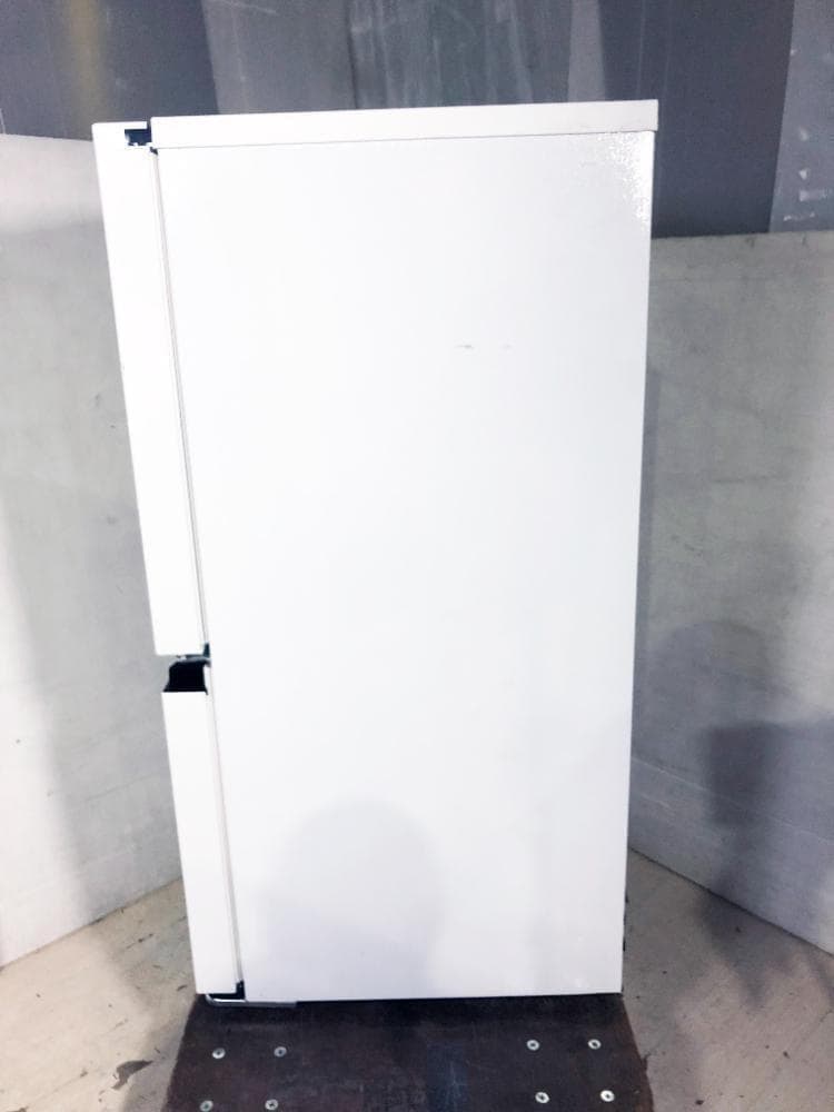 30日迄！22年製★ハイセンス 135L 冷蔵庫【HR-D13E2W】