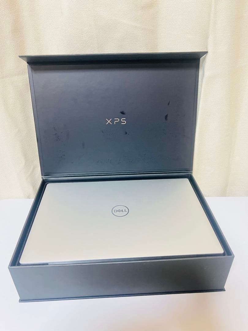 Windowsノート本体 Dell XPS 9310 Core i7 32GB 1TB 4K