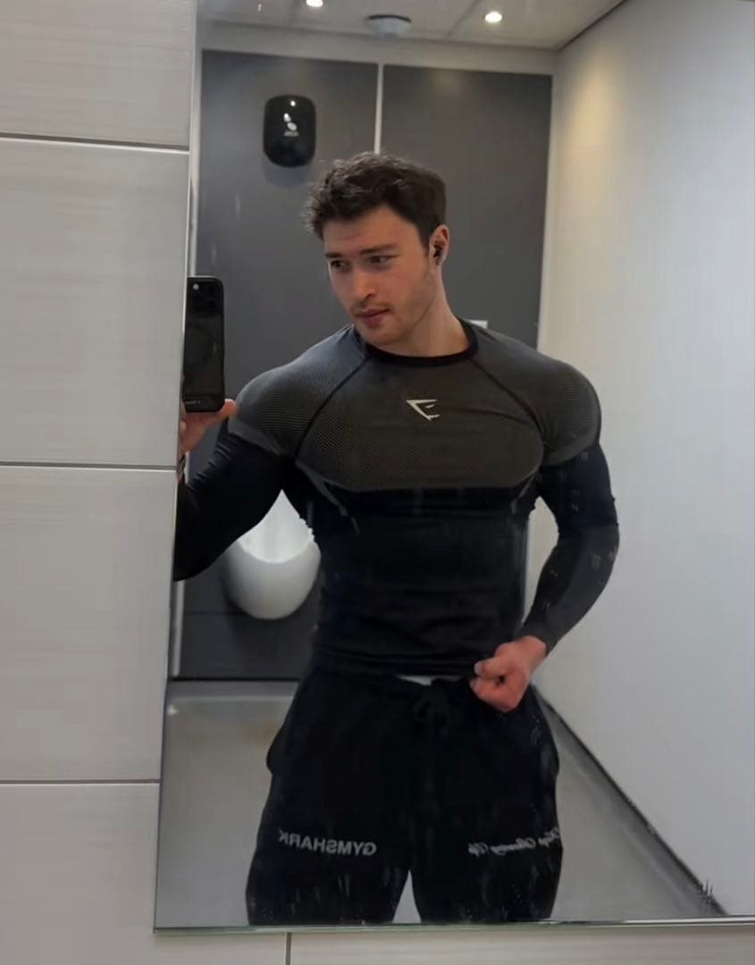 XS Gymshark ONYX V5 ジムシャーク オニキス ロングスリーブ - メルカリ