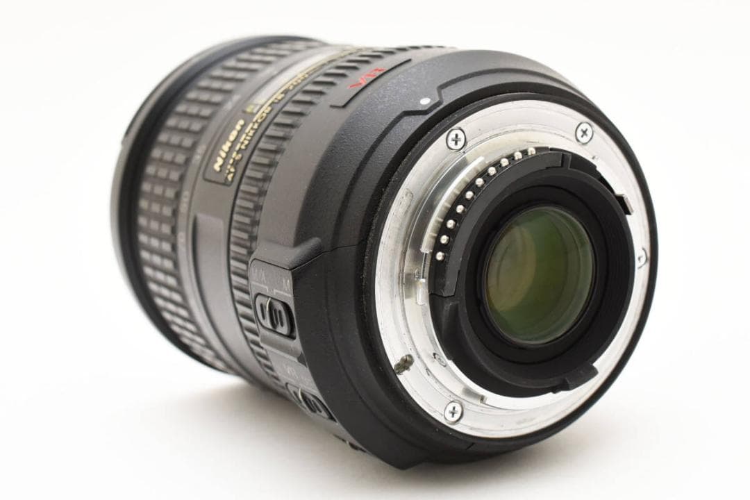 ★ Nikon AF-S DX 18-200mm F3.5-5.6G ED VR
