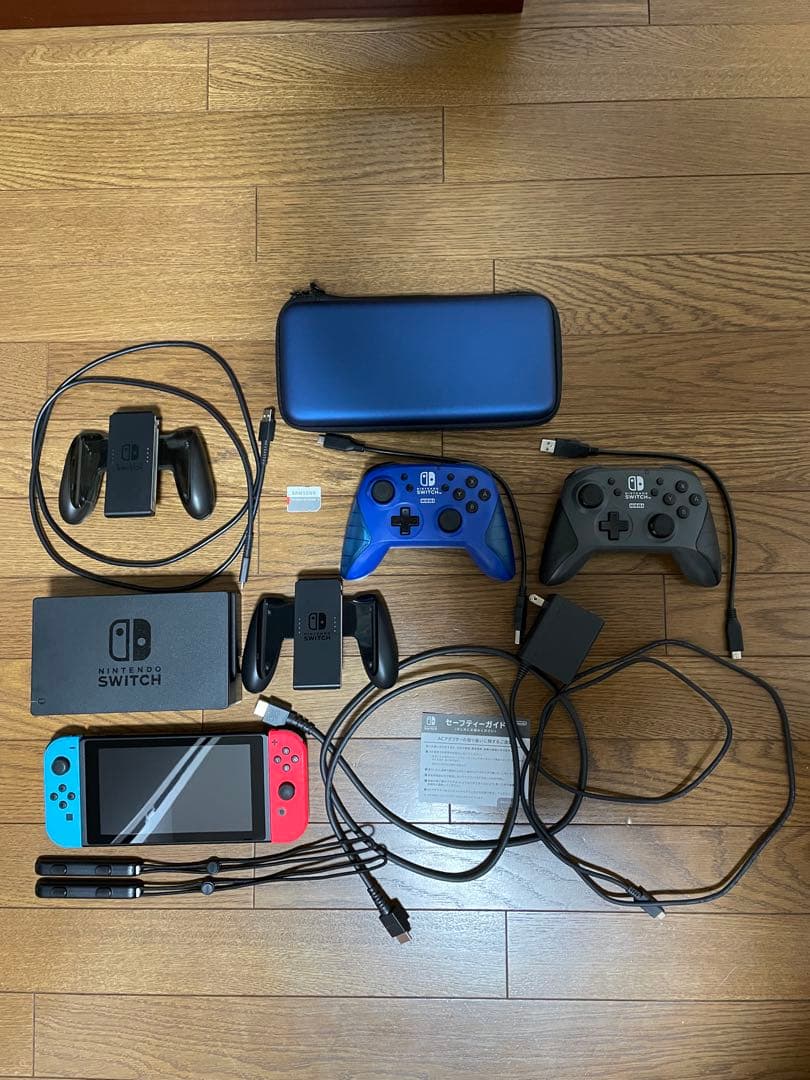 ニンテンドースイッチ本体 ホリパッド2個 充電グリップ microSD ケース