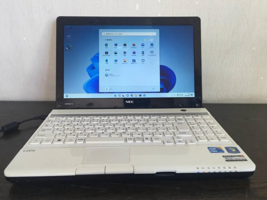 NEC LM750FS6W 13.3型液晶 コンパクト テンキ付きノートパソコン