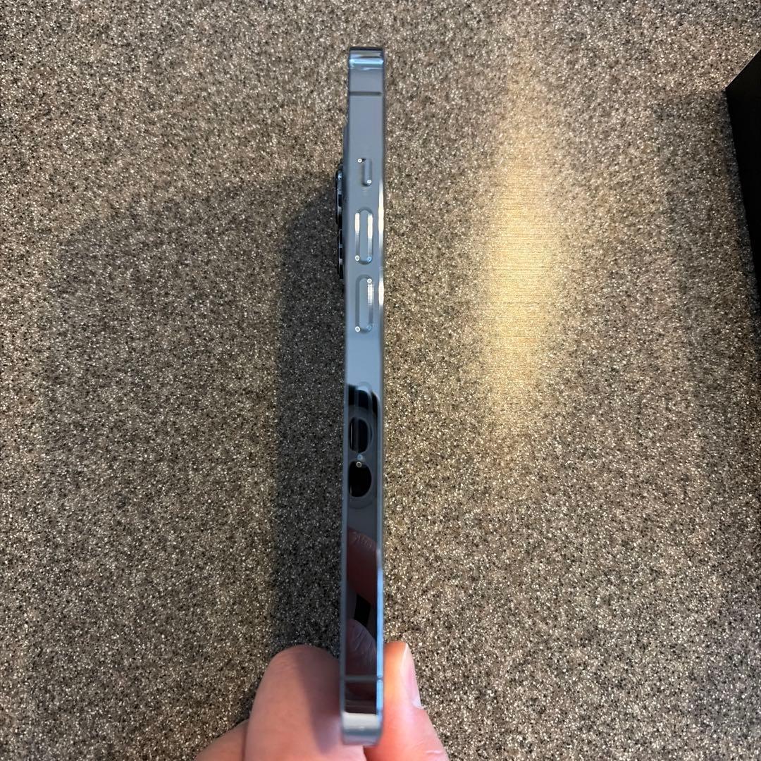 Apple iPhone 13 Pro 256GB シエラブルー本体