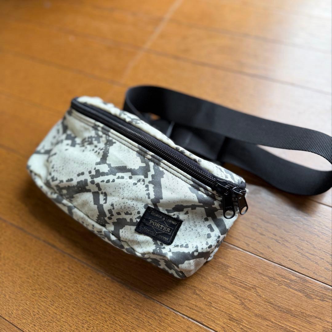 HEAD Porter ウエストポーチ 蛇柄 スネーク パイソン - メルカリ