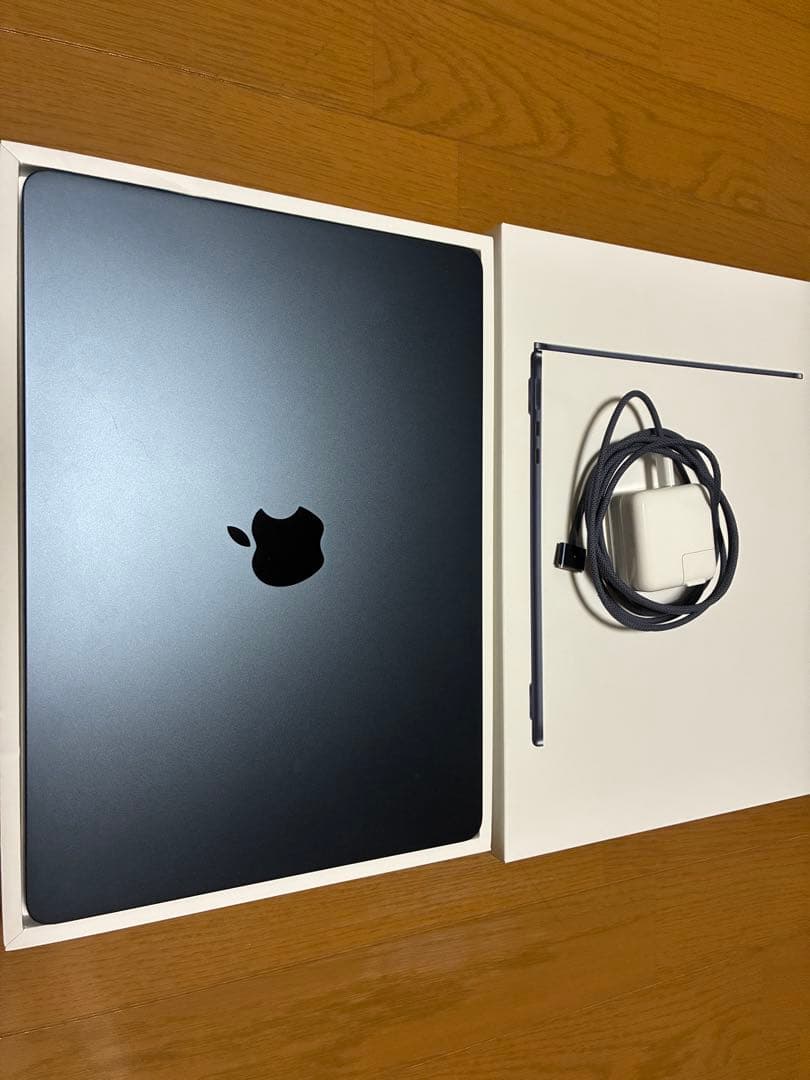 MacBook air m3本体 充電器付き