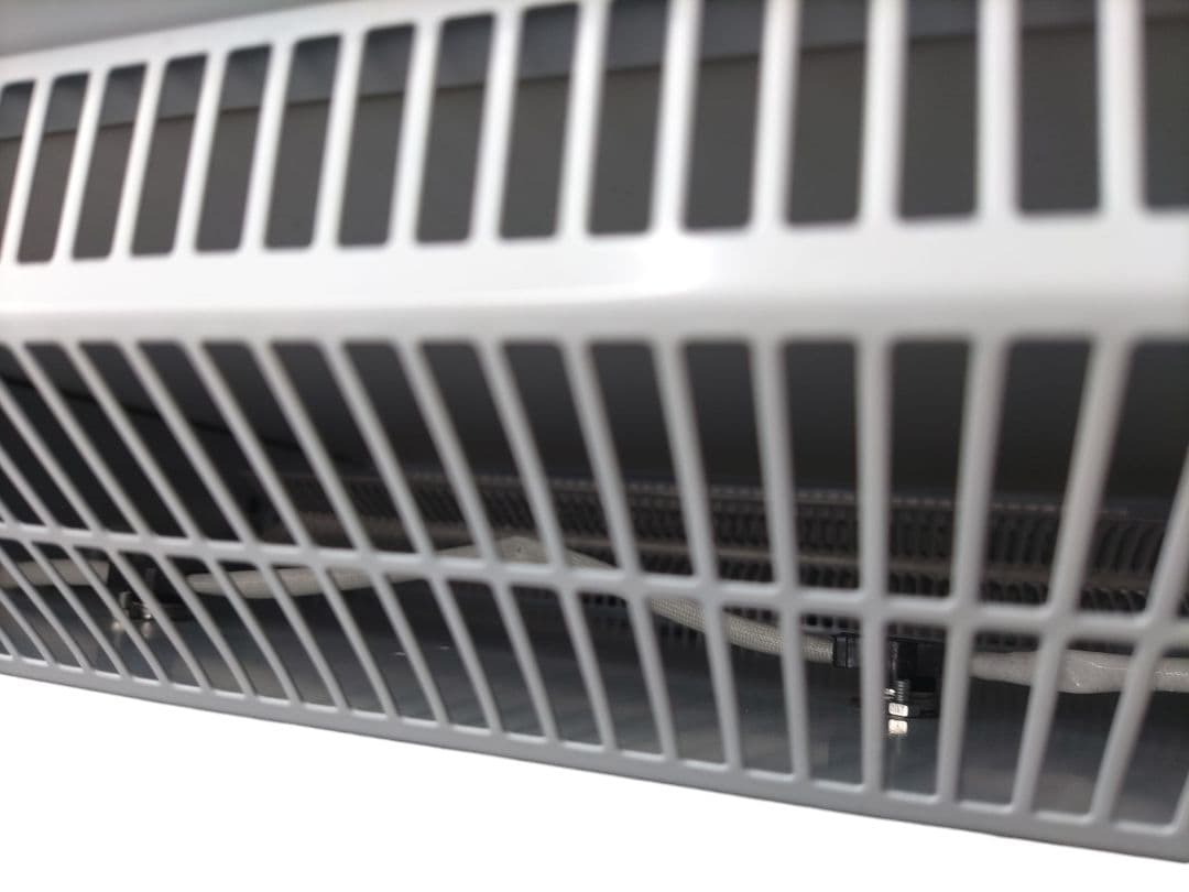 【美品】ASUWELL 超薄型 遠赤外線パネルヒーター ASU-020MA 暖房