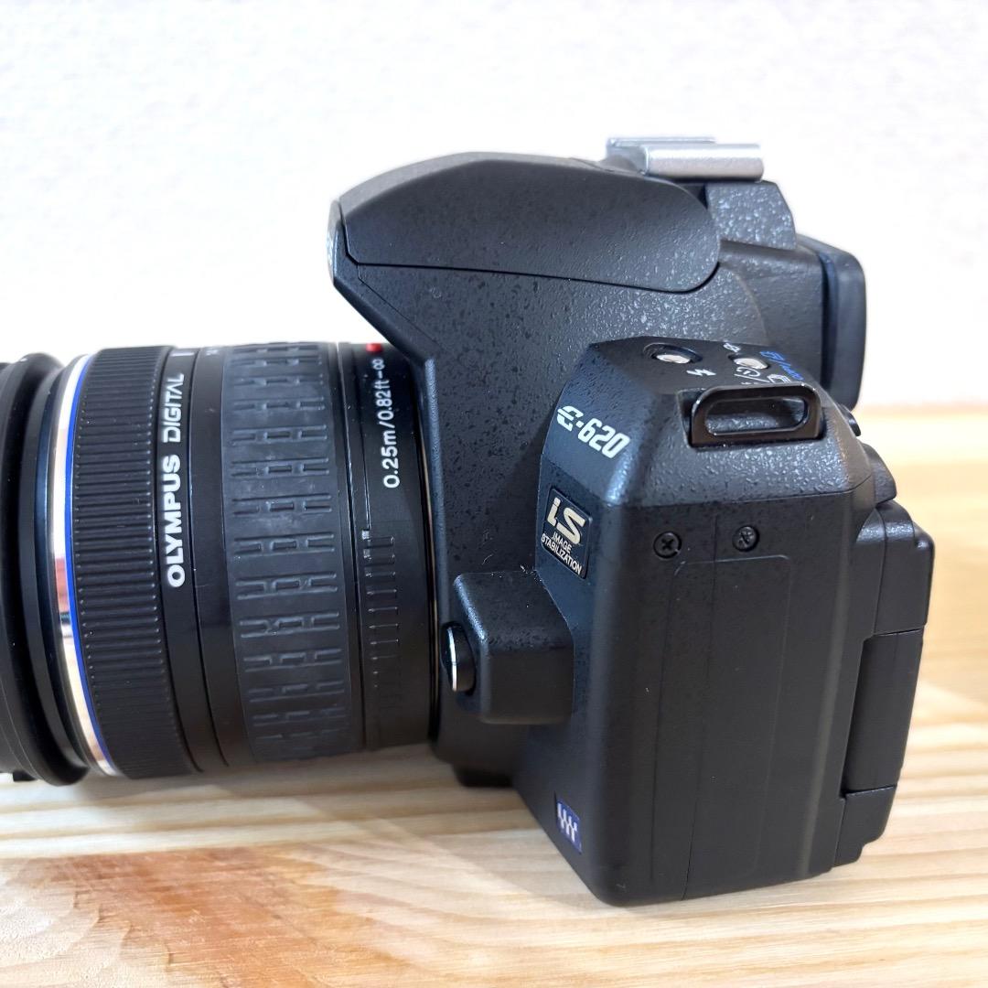 オリンパスOLYMPUS E−620 デジタル一眼レフカメラ ダブルズームキット