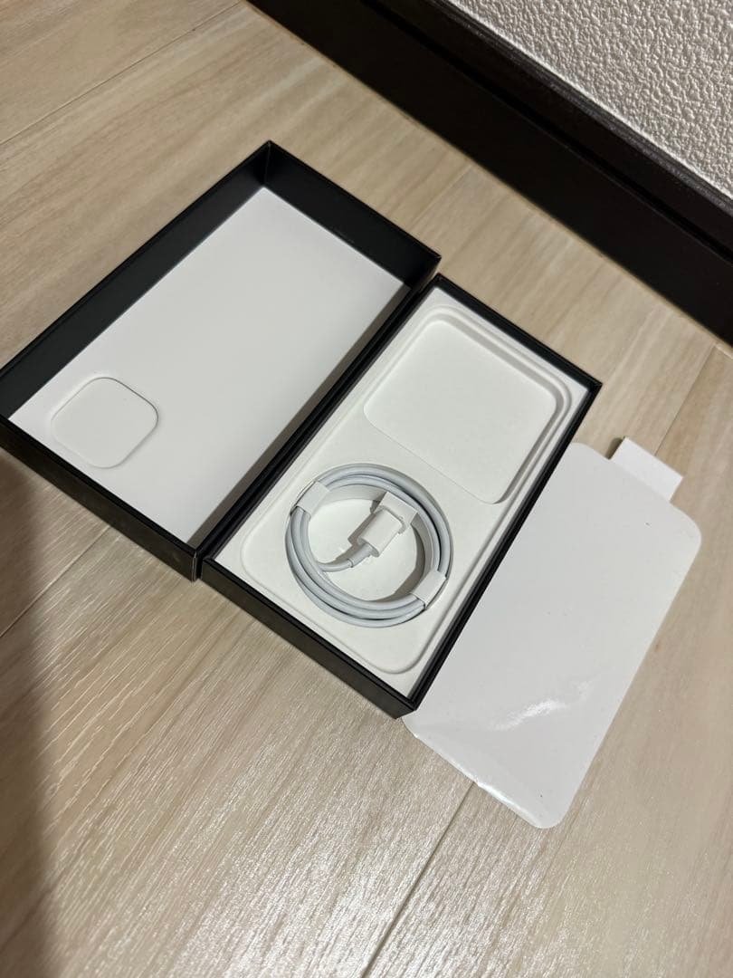 【極美品】アイフォン iPhone 12Pro ブルー 本体 128gb