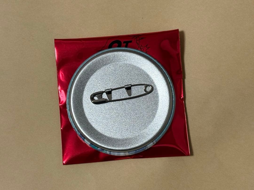 渡会雲雀】にじさんじ 8周年 缶バッジ - メルカリ