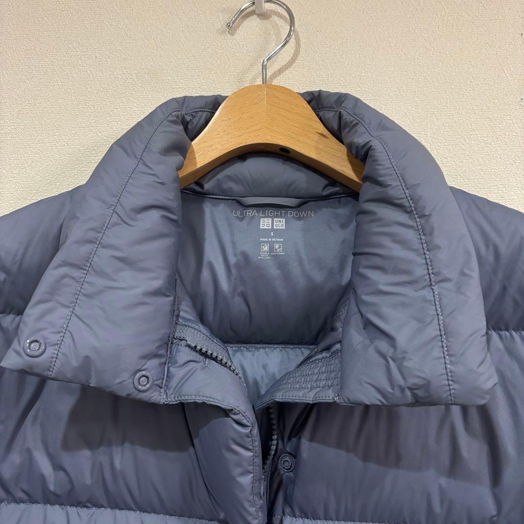 値下げ‼️】ユニクロ パウダーソフトダウンジャケット ブルー - メルカリ
