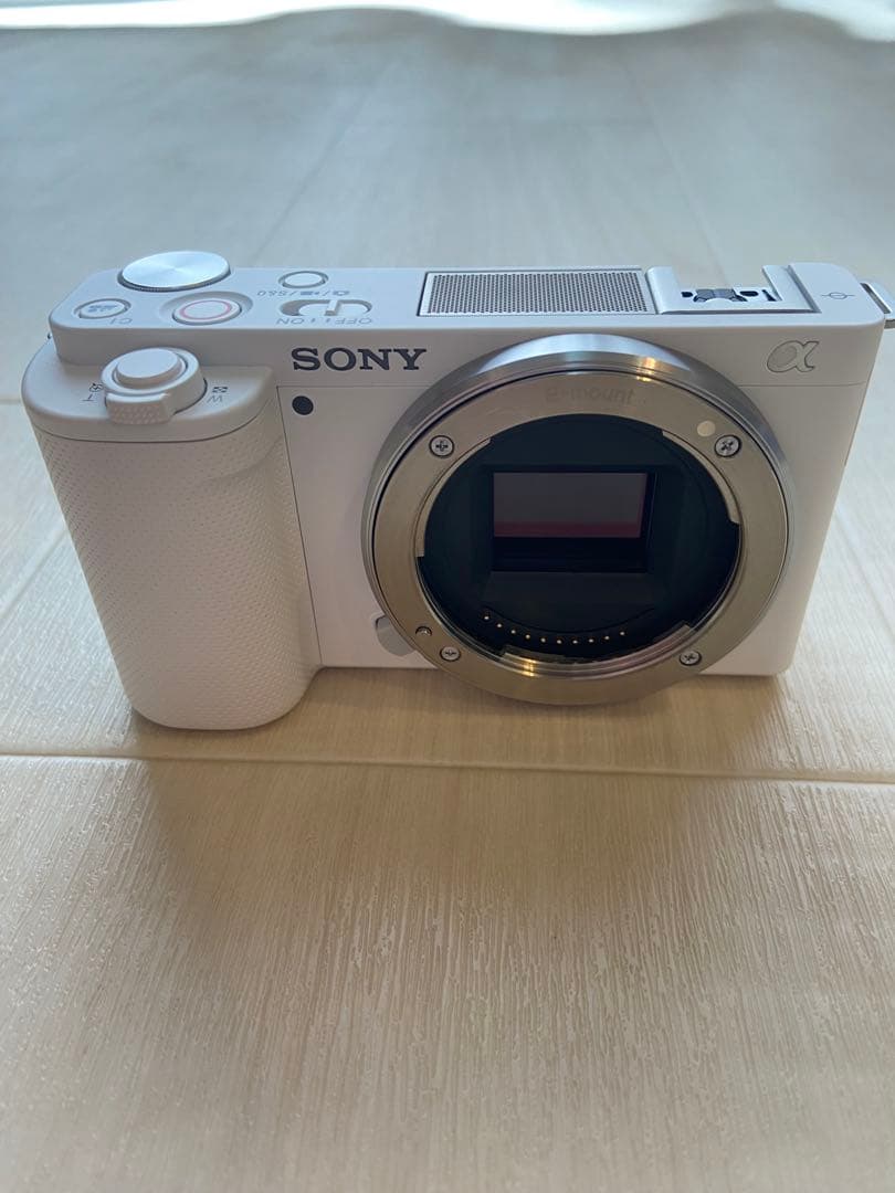 SONY VLOGCAM ZV-E10 ズームレンズキット＋カメラバック