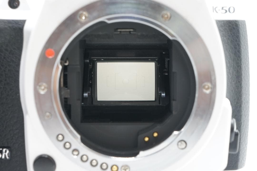 防滴仕様！PENTAX K-50ホワイト ダブルズームキット