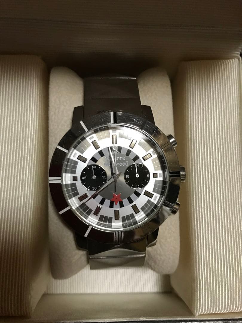 電有 Vivienne Westwood VW-2049 ヴィヴィアン 腕時計 Vintage Vivienne Westwood VW-2049 Chronograph Silver Watch