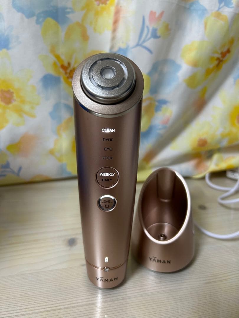 【動作確認済み！】YA-MAN美顔器 ゴールド 充電スタンド付き