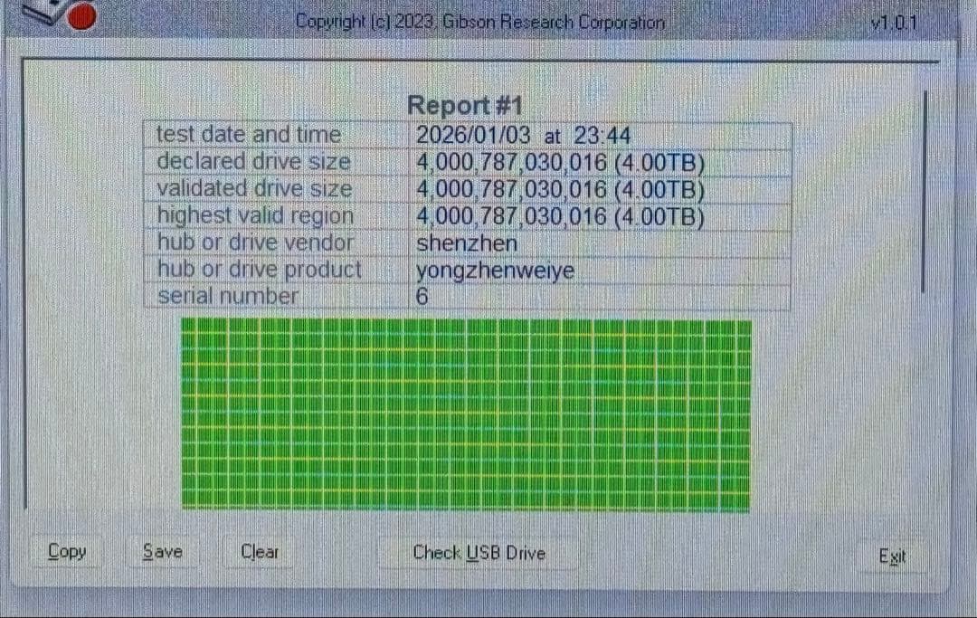 新品未使用　SATA III SSD 4TB 2.5インチ最大545MB/s