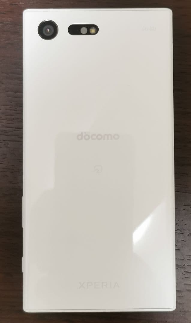 ドコモ　Xperia X Compact SO-02J 超美品