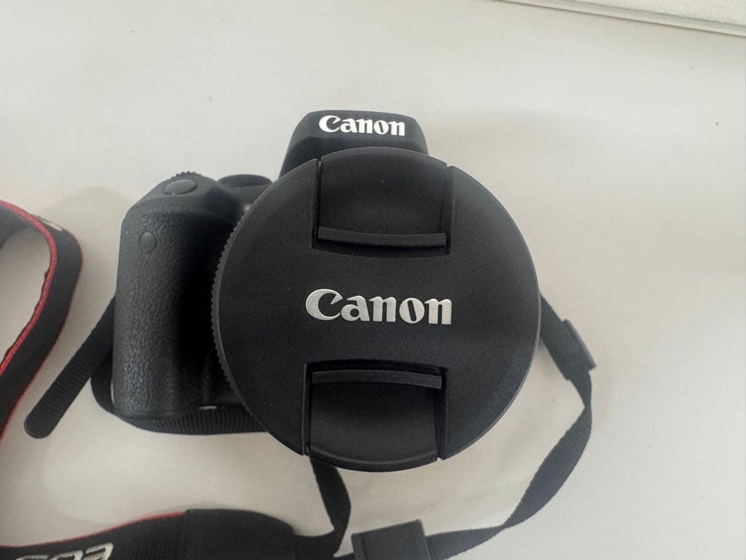 【美品】Canon デジタル一眼レフカメラ EOS Kiss X9i