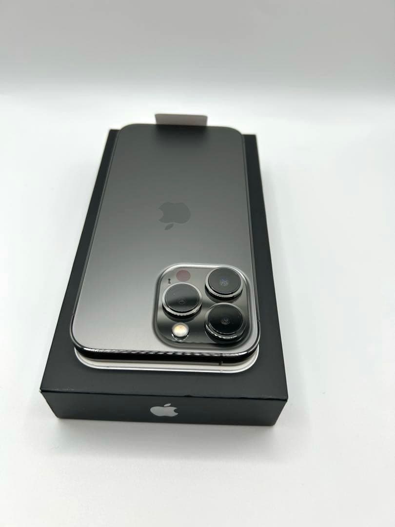 【新品未使用】iPhone 13 Pro 256GB グラファイト