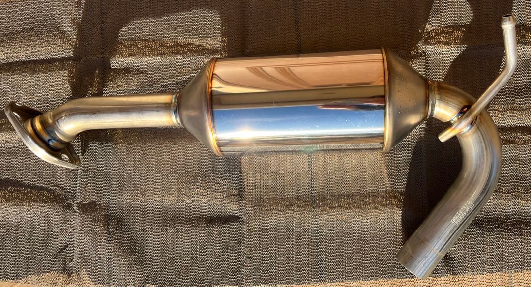 ジムニーJB64 フジツボ サイド出しマフラー A-K 走行200km - メルカリ