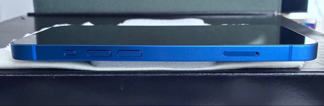 iPhone13 128gb SIMフリー 未使用に近い