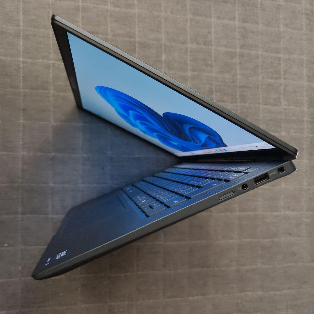 タッチ 2024年10月 美品 DELL 最新 Ultra5 32GB 512G