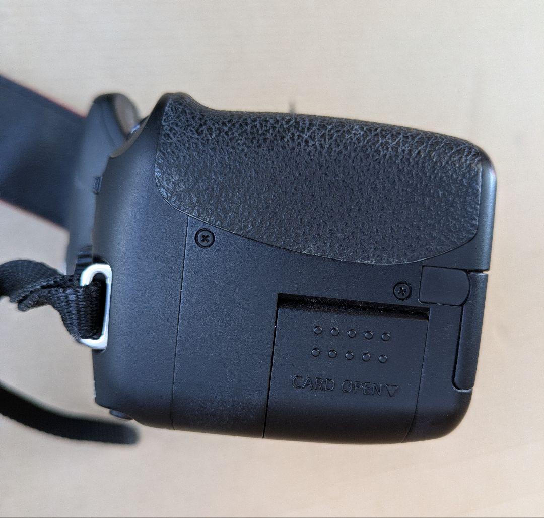 チャコ猫Canon EOS Kiss X4 デジタル一眼レフカメラ レンズ