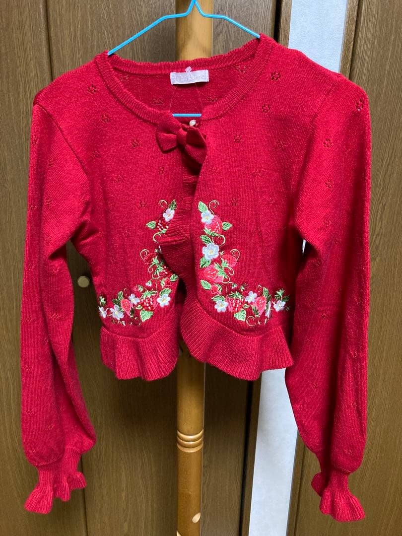 axes femme シャルミエール いちご刺繍ニットボレロ 赤 いちご刺繍ニットボレロ | Chalmiere | axes femme onlineshop