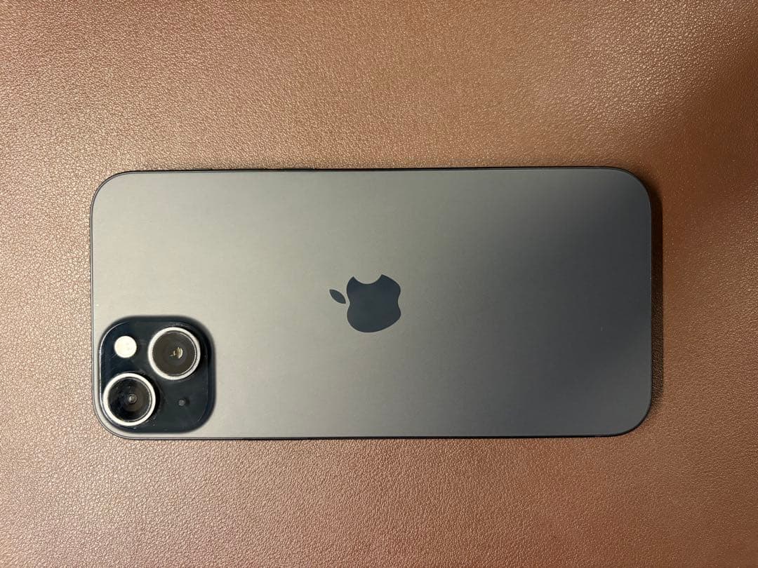 iPhone 15 Plus 256GB ブラック 美品