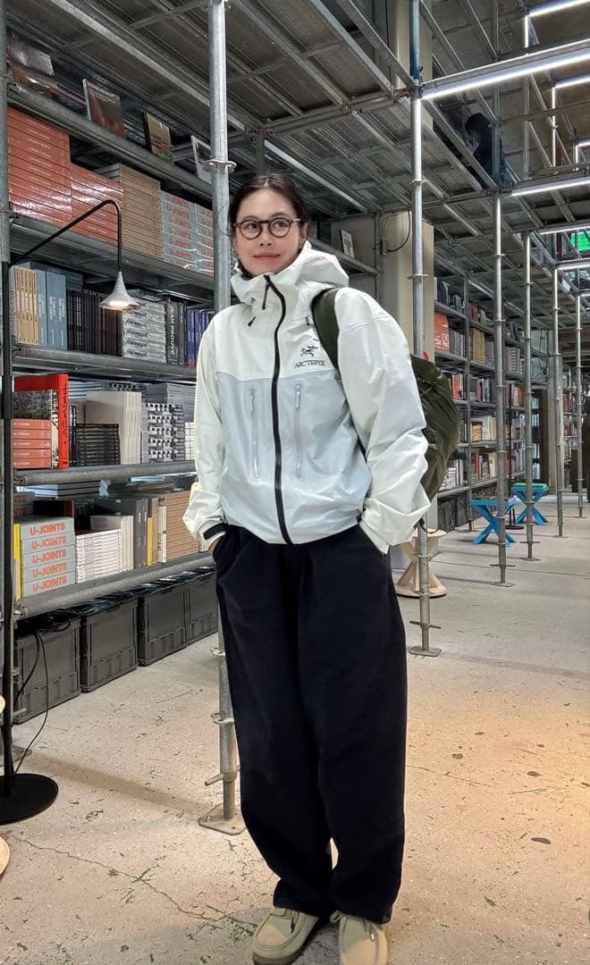 新品限定 田中シェン着 Arc'teryx Alpha Jaket Lホワイト白 - メルカリ